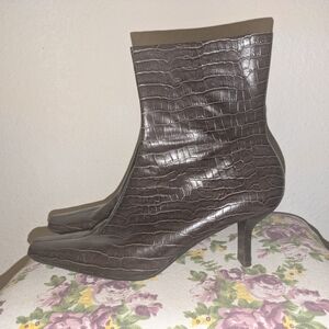 Nine West Dark Brown Vintage Leather Booties